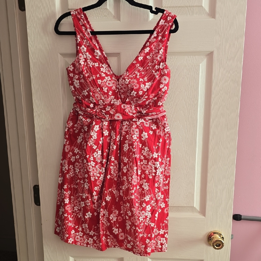 Ruby Rox Red and White Floral Blouse‎